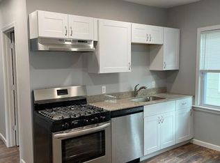 15 Beverly Rd, Buffalo, NY 14208