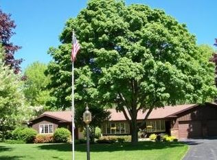 3912 High Cliff Ct, Sheboygan, WI 53083
