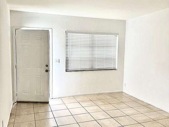 5th image of 800 SE 16th St #3