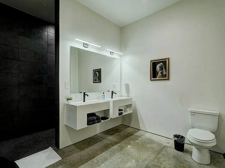 631 W California Ave — Photo 23
