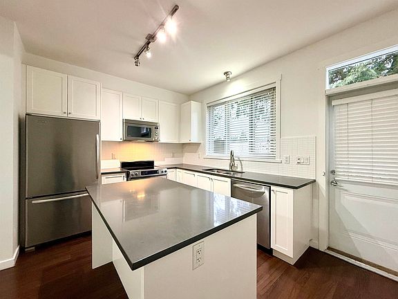5th image of 2487 156th St #15