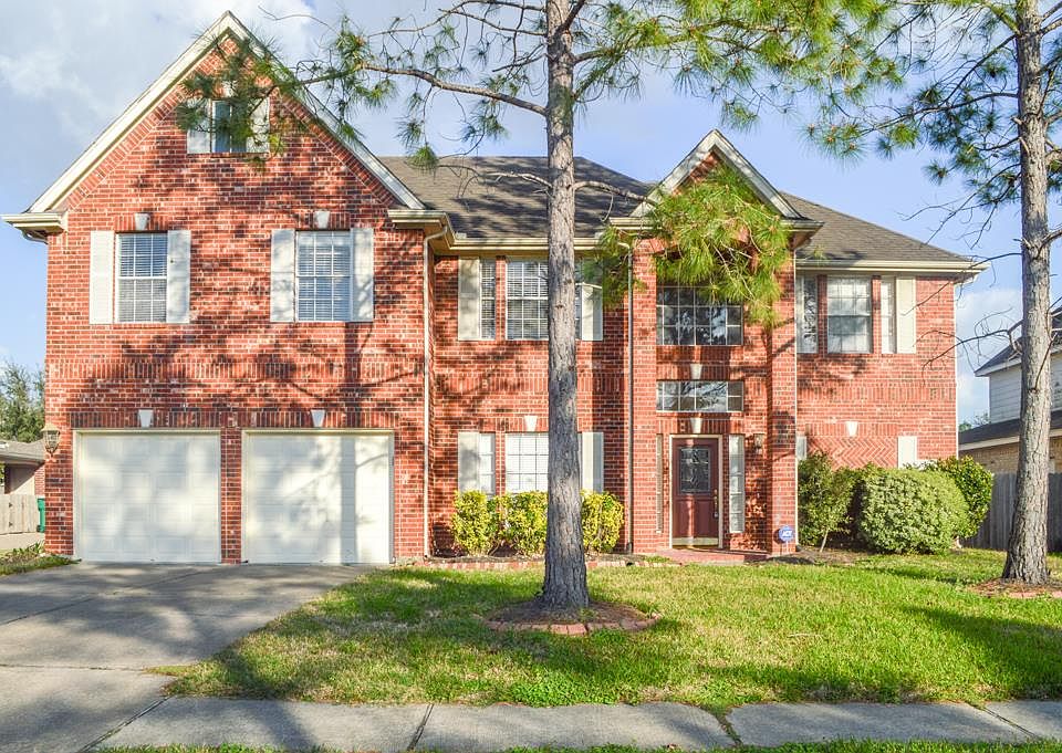 1st image of 3319 Clayton Woods Dr