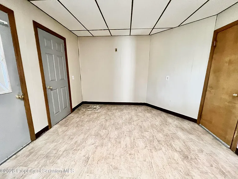608 Taylor Ave — Photo 10