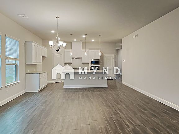 5th image of 6016 Humber Ln