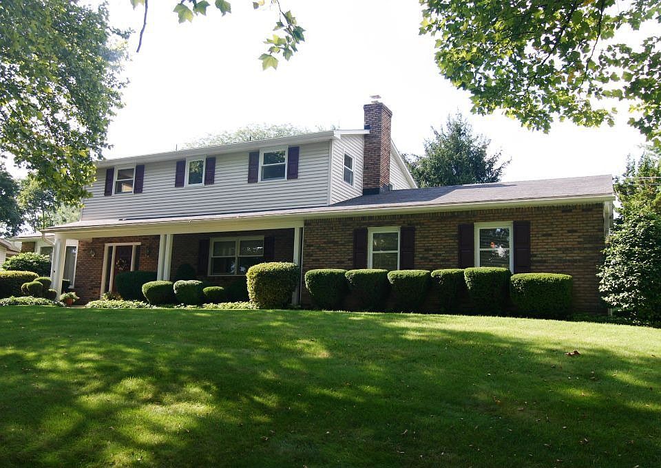 1st image of 3677 Mountain View Ave