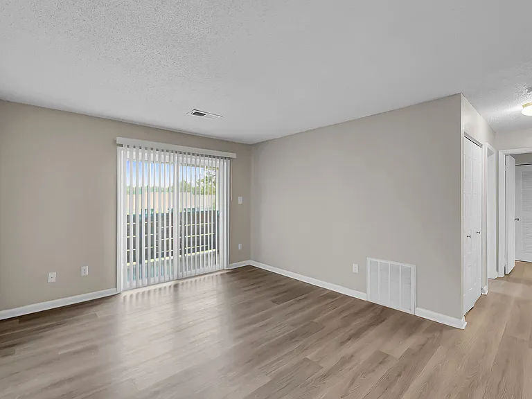 The Stella Apartments — Photo 17