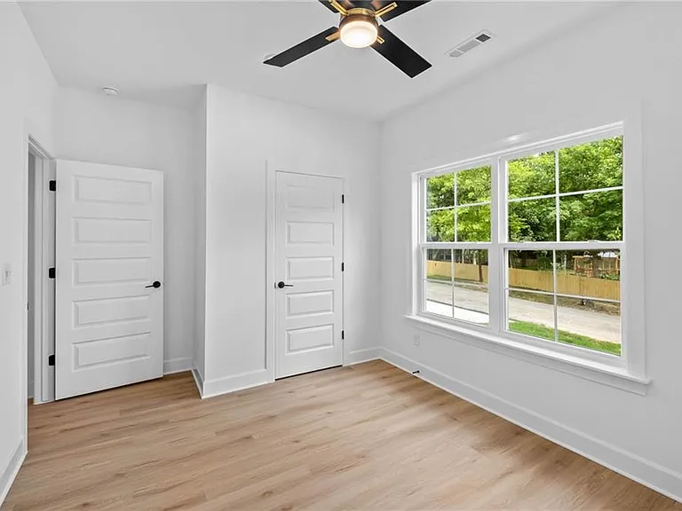 4 Argyll Cir — Photo 15