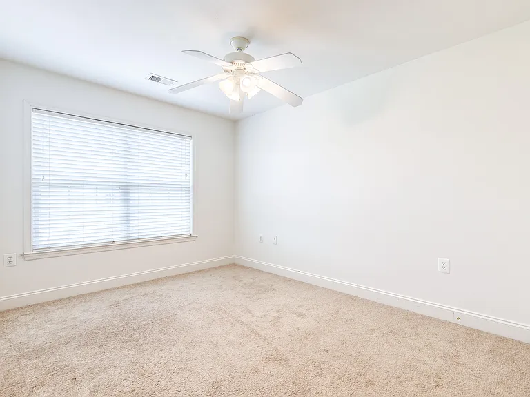 4322 Vintage Ivy Ln — Photo 23