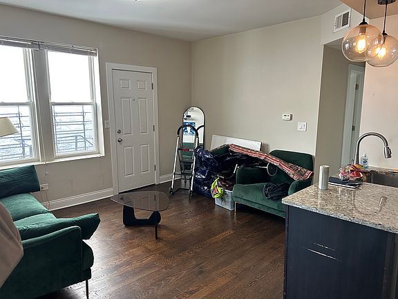 3rd image of 2655 W Haddon Ave APT 3R