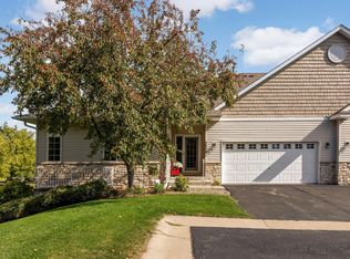2644 Boulder Way, Burnsville, MN 55337