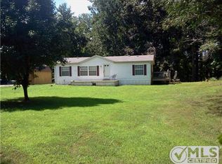 275 Langdon Rd, Lafayette, TN 37083