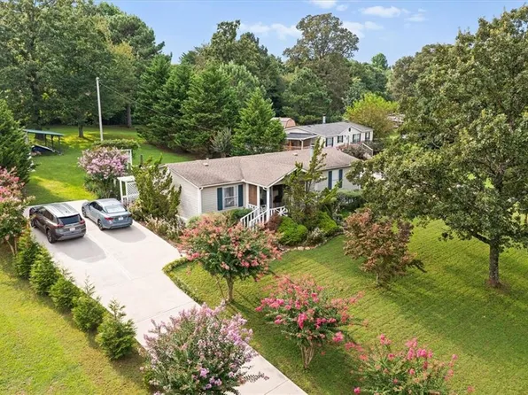 181 Cobb Rd, Chatsworth, GA 30705