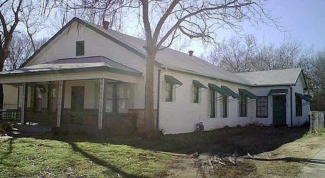 1st image of 5020 Nell St