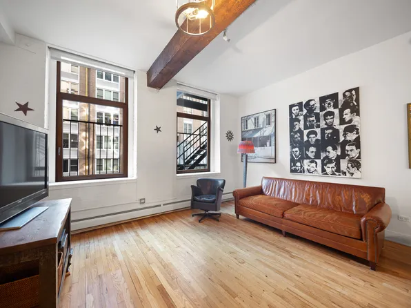 124 West 24th Street 2B image 2 of 6