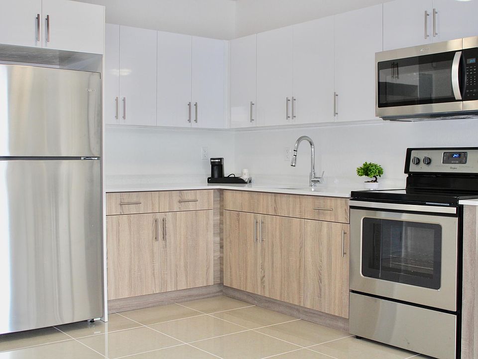 1st image of 971 W Flagler St APT 10