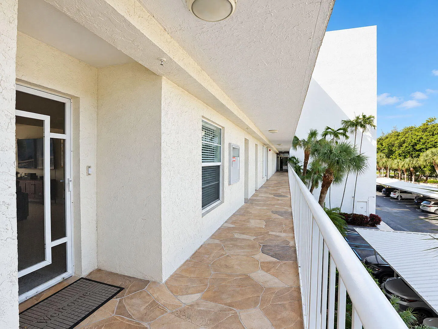 2 bed, 2.0 bath, 1092 sqft, $3,500 — Photo 4
