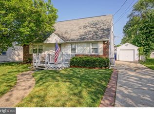6 Amhurst Ave, Somerdale, NJ 08083