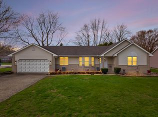 638 Cedar St SW, Demotte, IN 46310