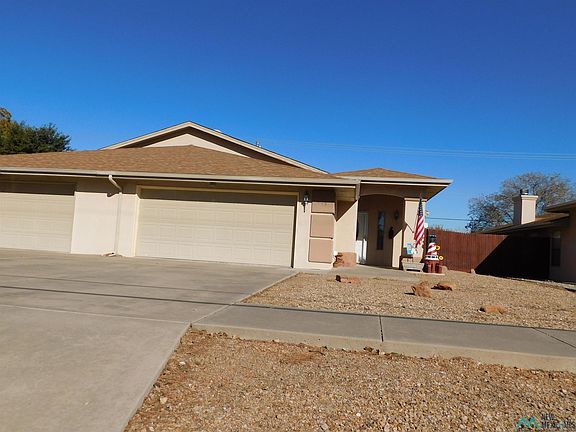 2nd image of 315 E Mescalero Rd