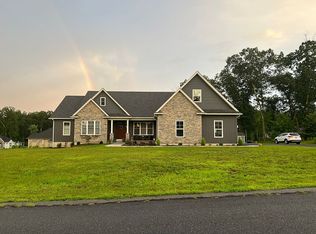 21 Harvest Dr, Ludlow, MA 01056