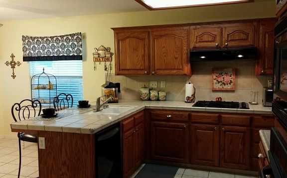 3rd image of 2848 E Christopher Dr