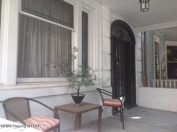 3rd image of 307 N Main St