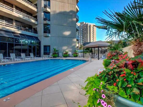 2660 Peachtree Rd NW APT 18G, Atlanta, GA 30305