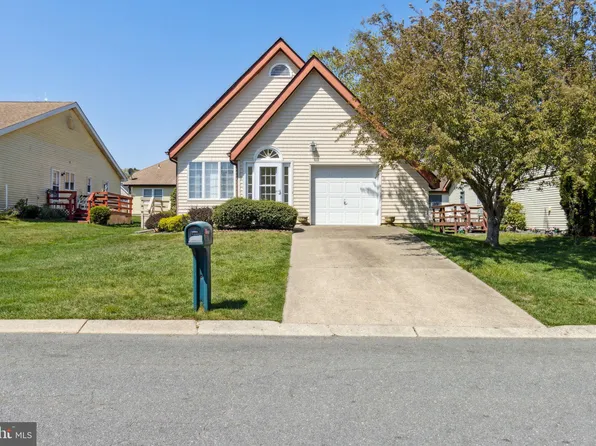 60 Sycamore Rd, Manahawkin, NJ 08050