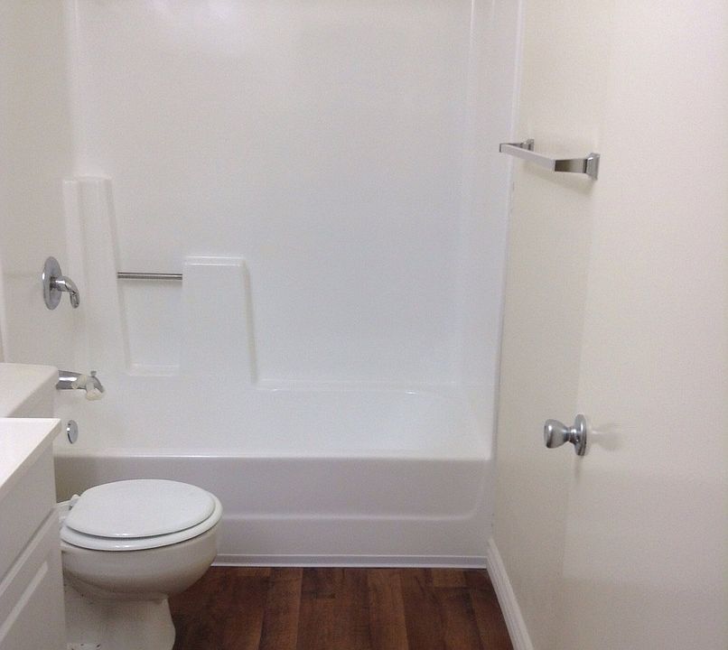 1st image of 950 S Magnolia Ave APT 8