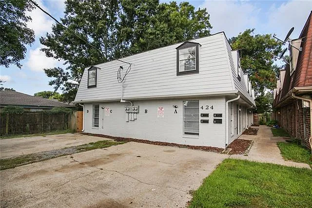 424 Deckbar Ave #D — Photo 2