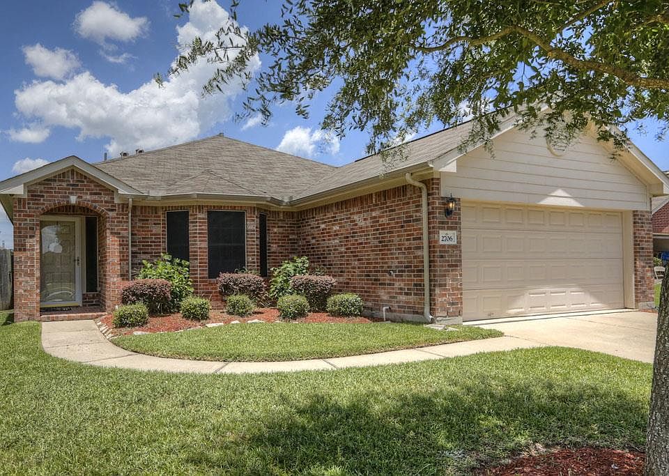 1st image of 2706 Los Alamos Cir