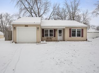 1063 Jennifer Ln, Bolingbrook, IL 60440