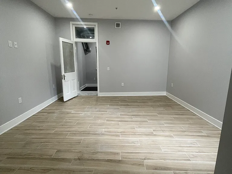929 Marlborough St #27A — Photo 12