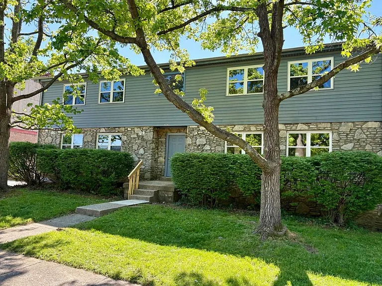 2828 Yellowstone Pkwy #1 — Photo 8