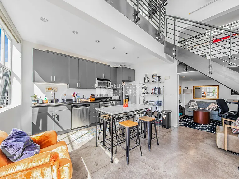 60 Rausch St #402 — Photo 2