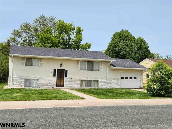 2108 7th Ave, Scottsbluff, NE 69361