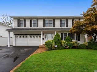 178 Berry Hill Ct, West Hempstead, NY 11552