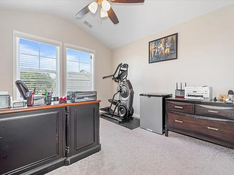 329 Sonoma Dr — Photo 20