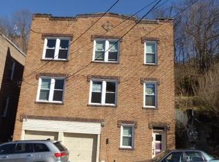 210 Oak St, Yonkers, NY 10701