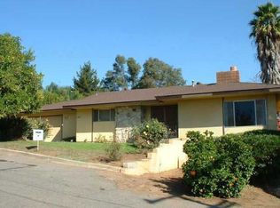 2906 Oak Hill Dr, Escondido, CA 92027