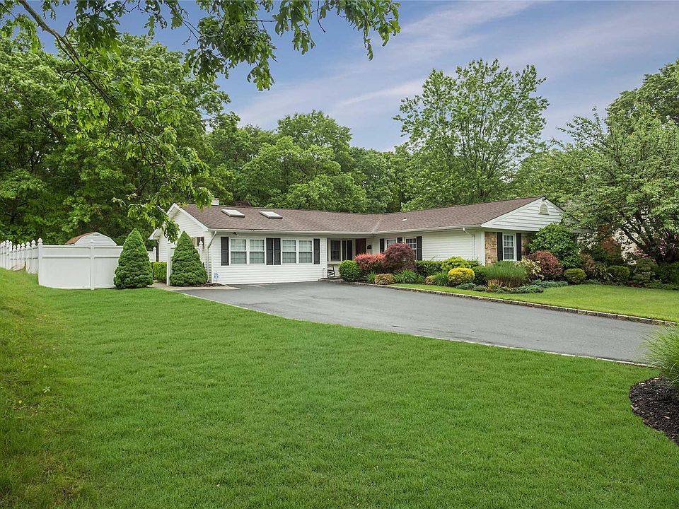 1st image of 38 Wellsley Ln