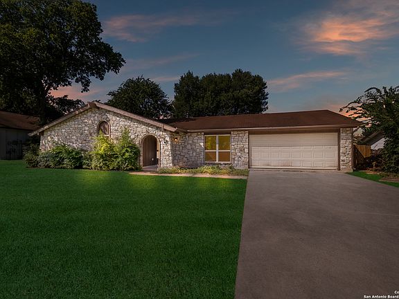 2nd image of 4310 Las Cruces