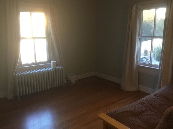 5th image of 1227 Earnestine St