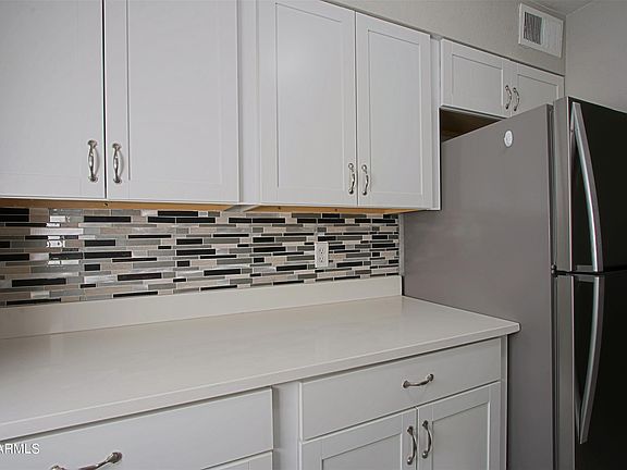 5th image of 5241 N 17th Ave APT B