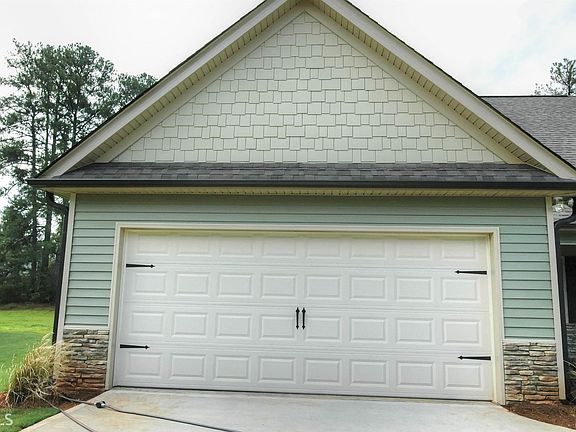 2nd image of 44 Smith Cir #27