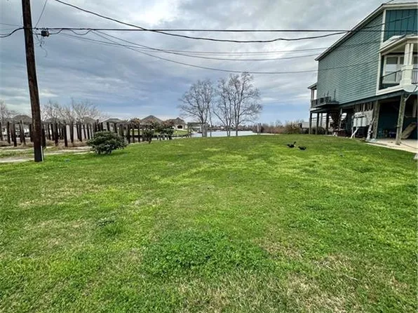 200 Lakeview Dr, Slidell, LA 70458
