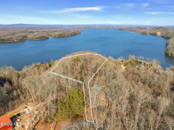 206 Black Hawk Dr, Ten Mile, TN 37880