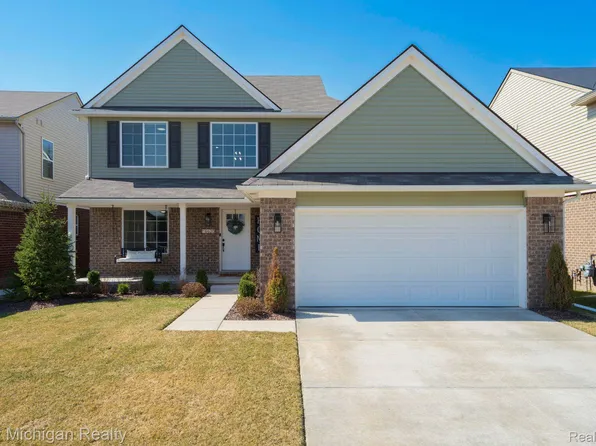 6620 Chandler Dr, Belleville, MI 48111