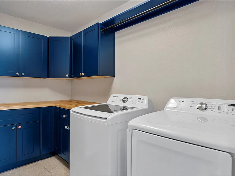 5355 Canyon View Dr — Photo 15