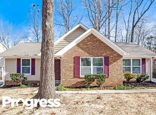 6100 Tartan Green Ct, Charlotte, NC 28227